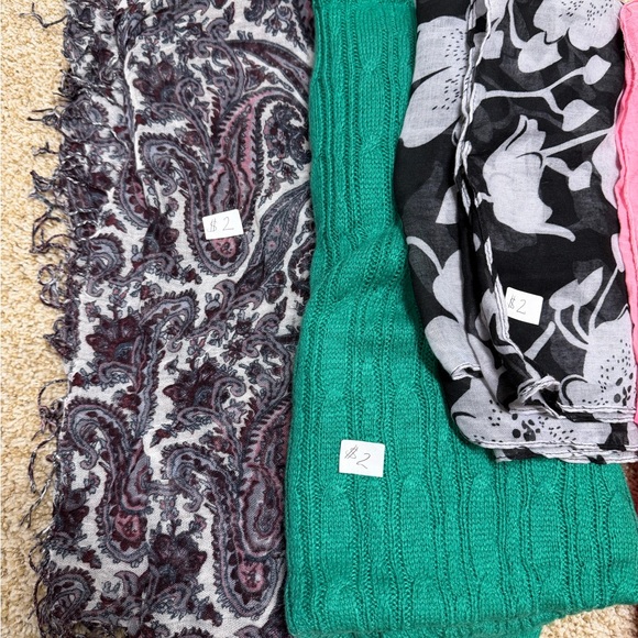Colorful Patterned Scarves Set - Picture 4 of 12